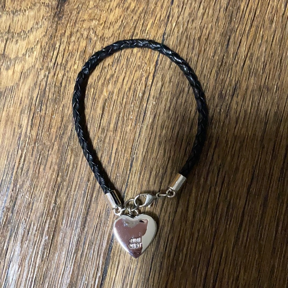 Leather bracelet with heart charm